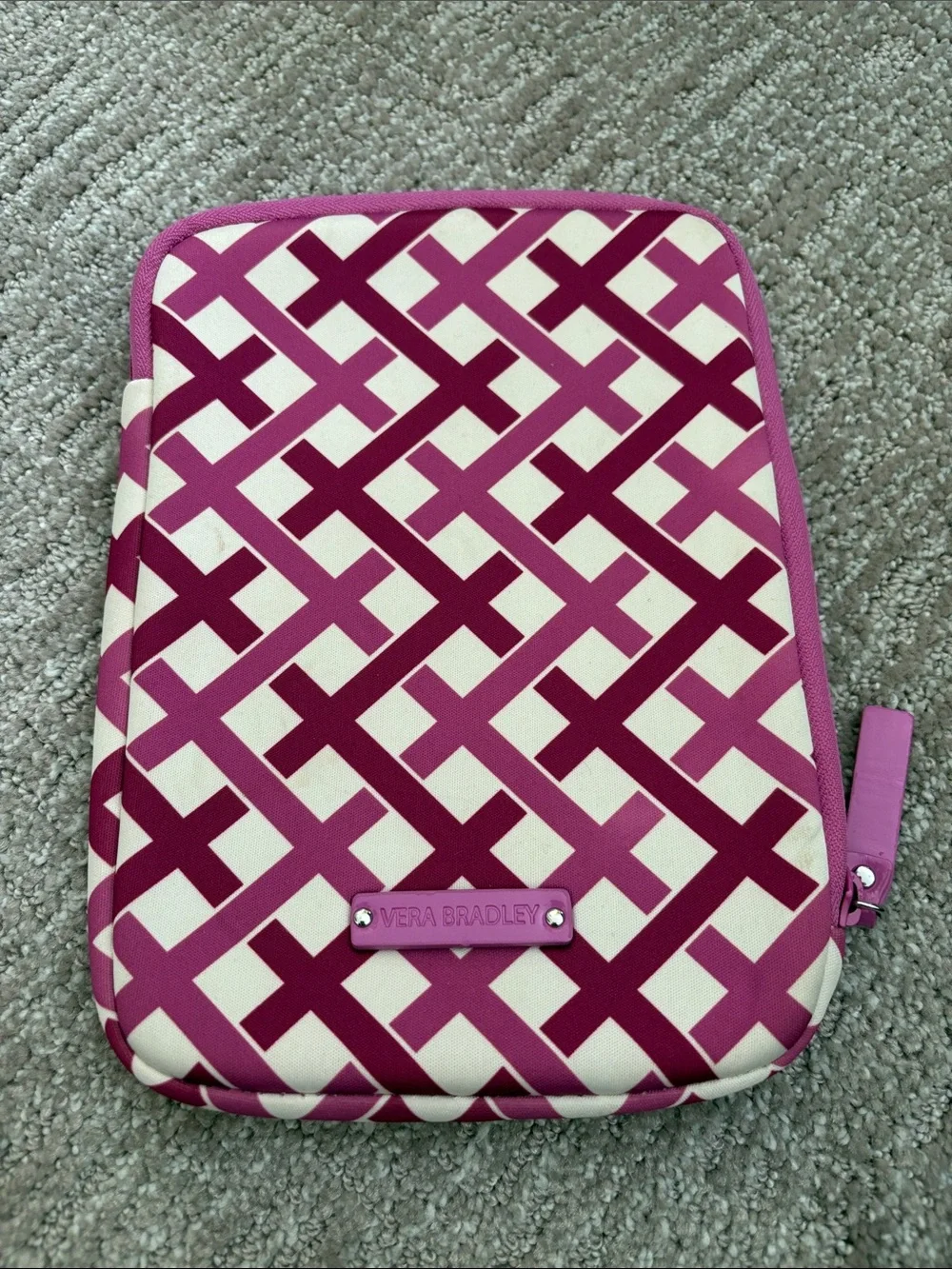 Vera Bradley Fuchsia & Magenta Lattice Tablet Sleeve